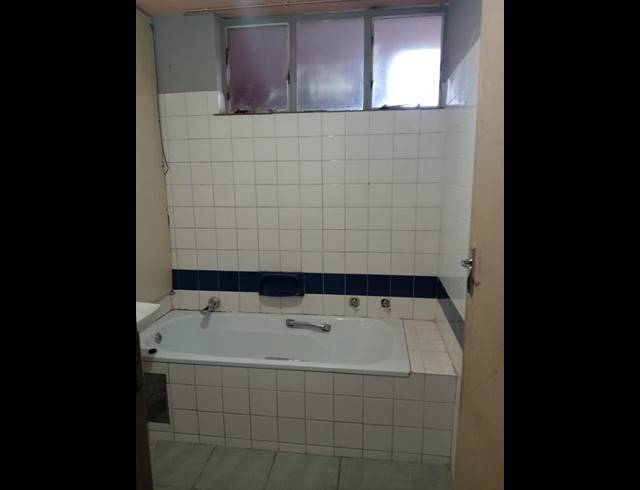 1 BEDROOM APARTMENT FOR SALE IN SUNNYSIDE